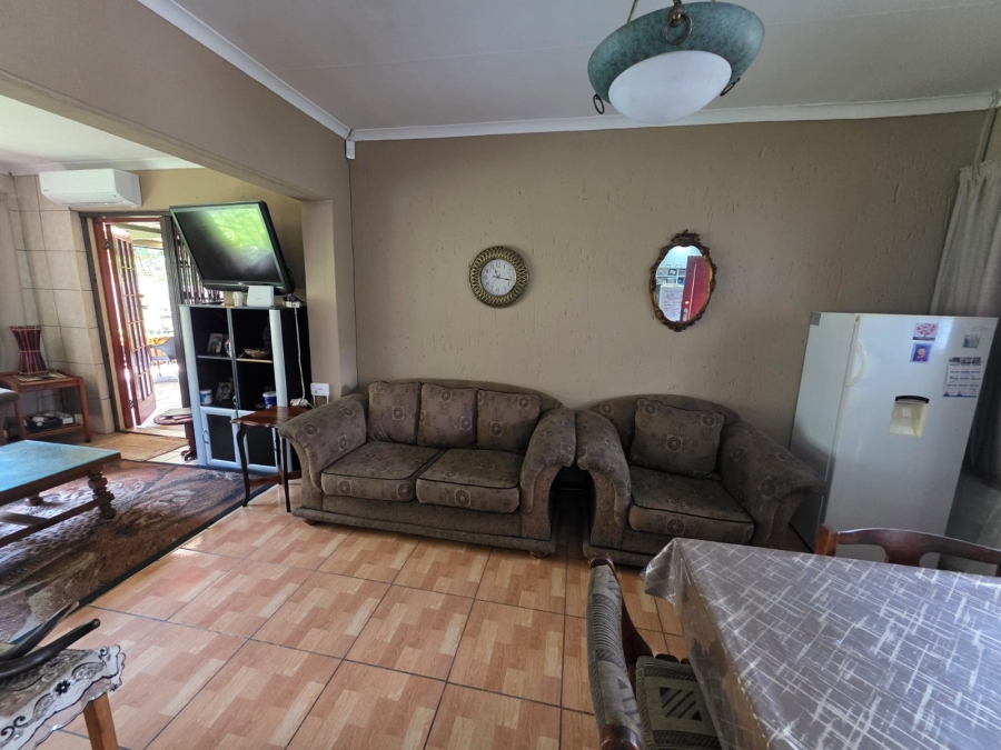 2 Bedroom Property for Sale in Vaalpark Free State